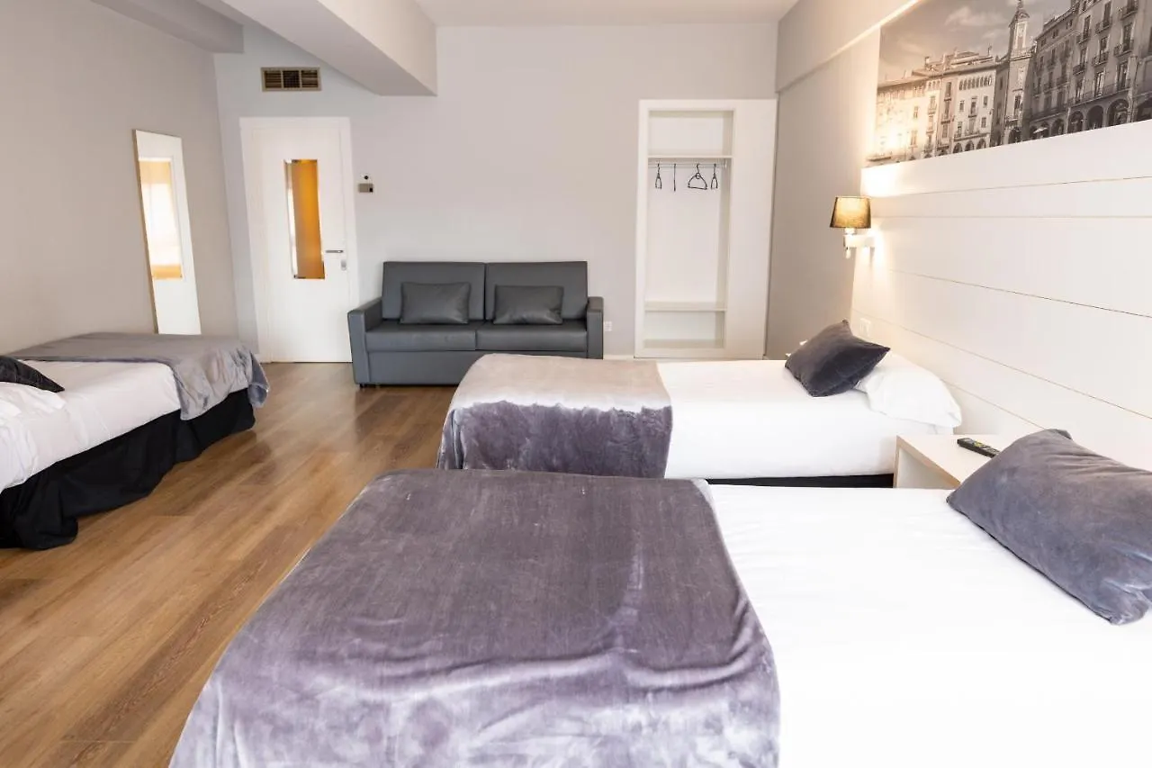 Hotel Can Pamplona Vic
