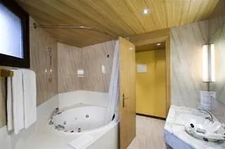 ***  Hotel Can Pamplona Vic Espanha